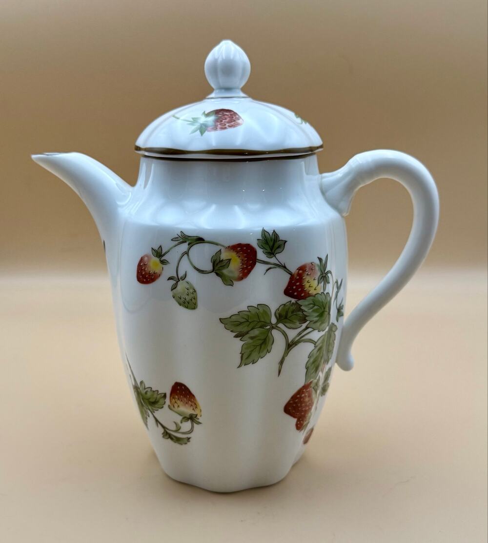 Coalport Strawberry Coffee Pot w/ Lid Bone China England Vintage 8” Mint